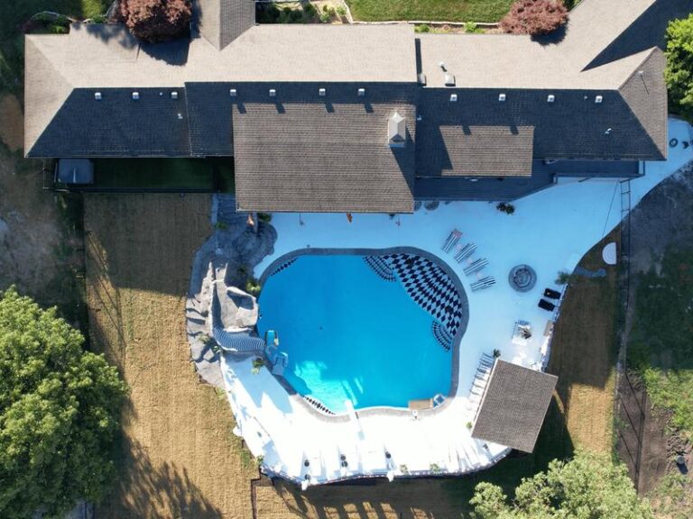 Hamilton_Custom_Pool_Cropped_800x600